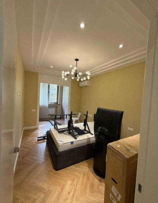 Продаётся 4/2/4 квартира, ул Тамара Ханум, МирзоУлугбекский р-н