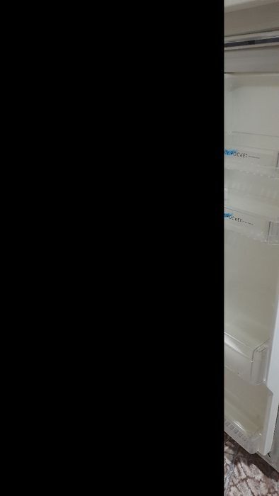 Холодильник Samsung сотилади