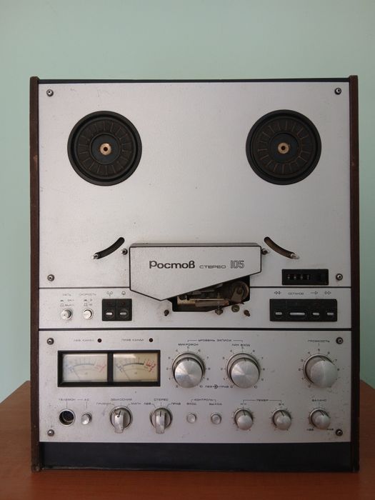 Magnetofon ROSTOV 105