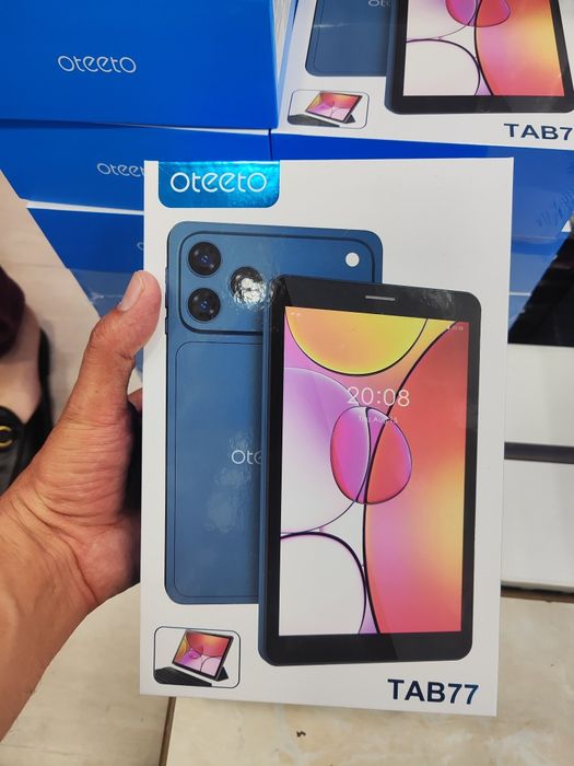 Universal planshet Oteeto Tab 77