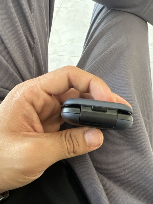 Samsung duos ochilib yopiladigan knopka kamerali 2 sim