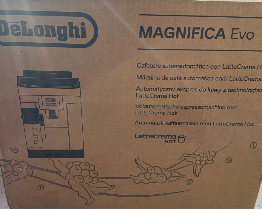 Espressor DeLonghi Magnifica Evo