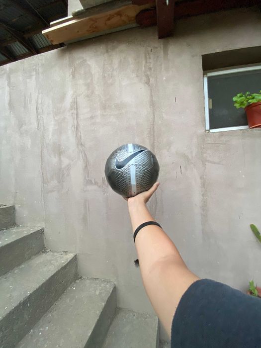 Minge de fotball noua nike