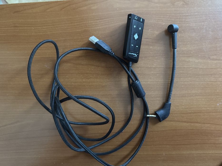 Casti gaming HyperX Cloud II, Rosu