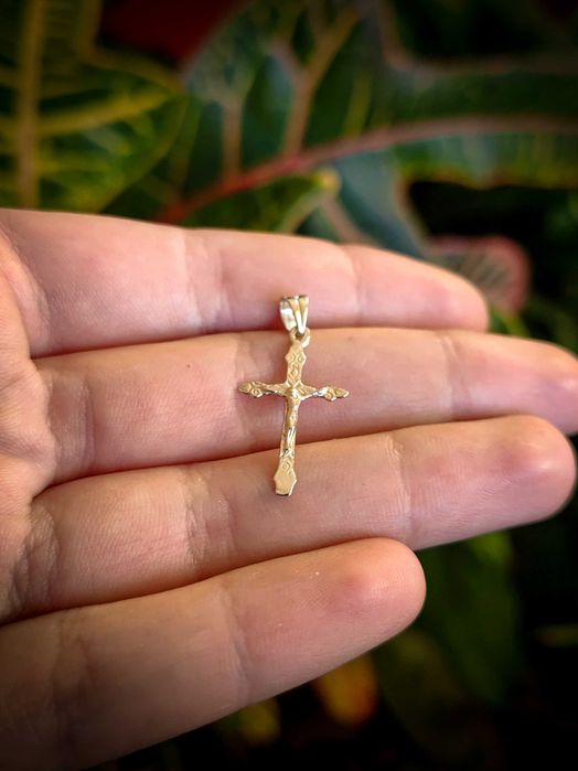 Златен Православен кръст, 14 карата плътно злато, подарък за кръщене