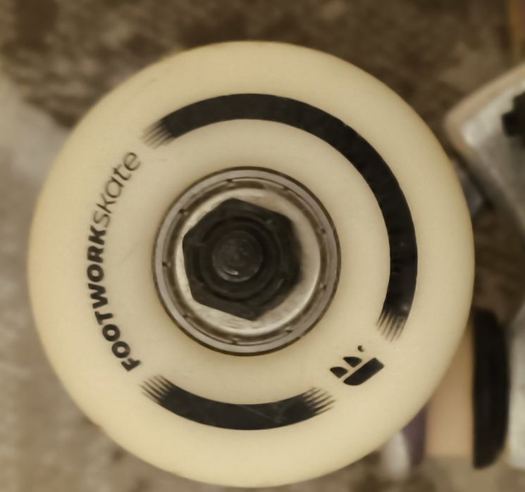 Скейт фирмы FOOTWORK