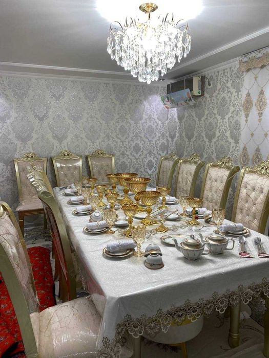 Продается! Мебель в комплекте Стол с 12 стульями Stol 12-Stul Sotiladi