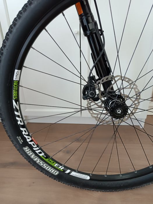 Cannondale F29 lefty carbon size M