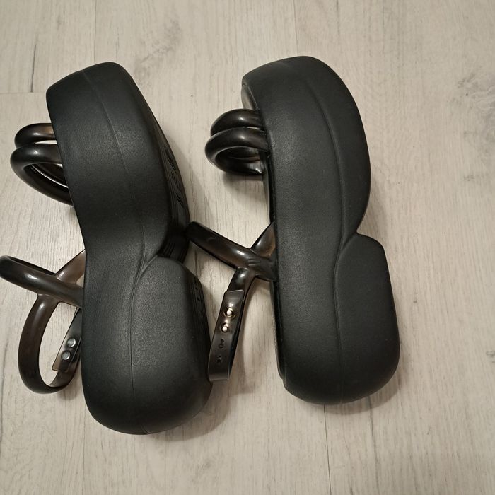 Сандали на платформа - Melissa!