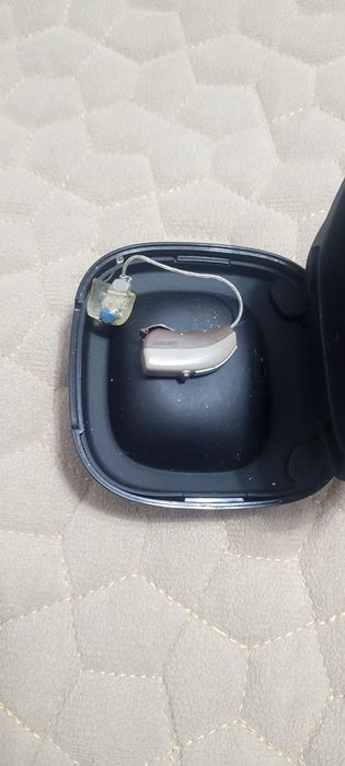 Продам слуховой аппарат