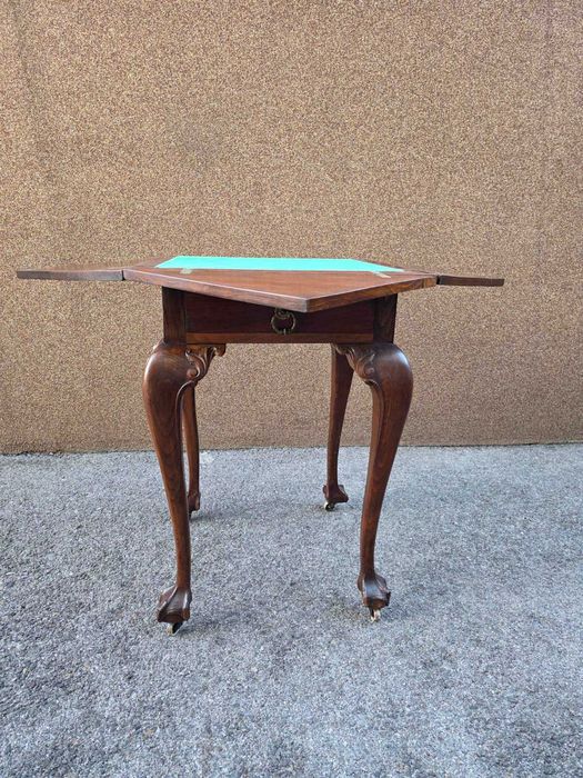 Скринче с интарзия