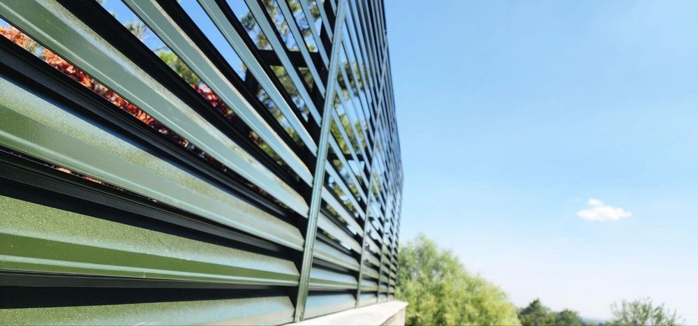 Жалюзи из металл. Металический жалюзи