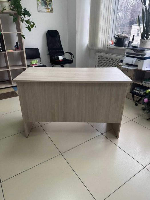 Продам офисную мебель