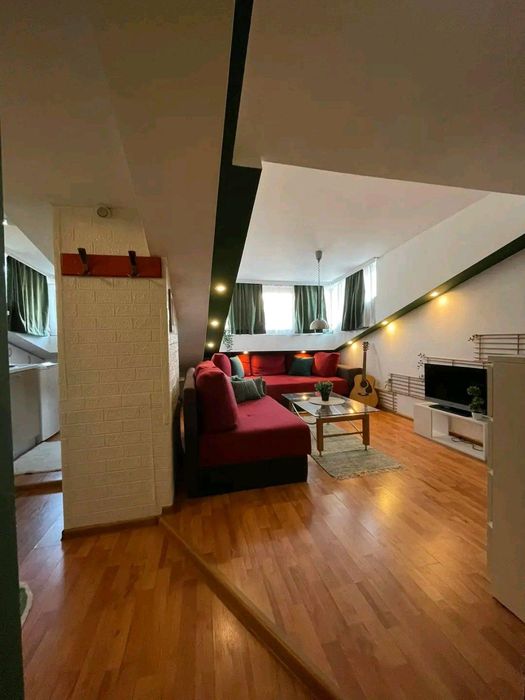 Дава се под наем Едностаен апартамент в Пловдив, Център - 40 кв.м за 325 € - Снимка #1