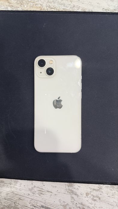 Продам айфон 13.