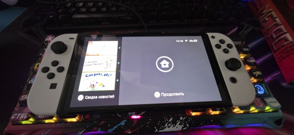 Продам Nintendo Switch OLED