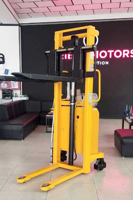 Электрический штабелер MEST SEM20-16, 2000 кг, 1.6 м  (Ручная кара)