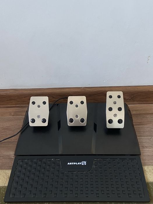 Игравой руль Artplays!