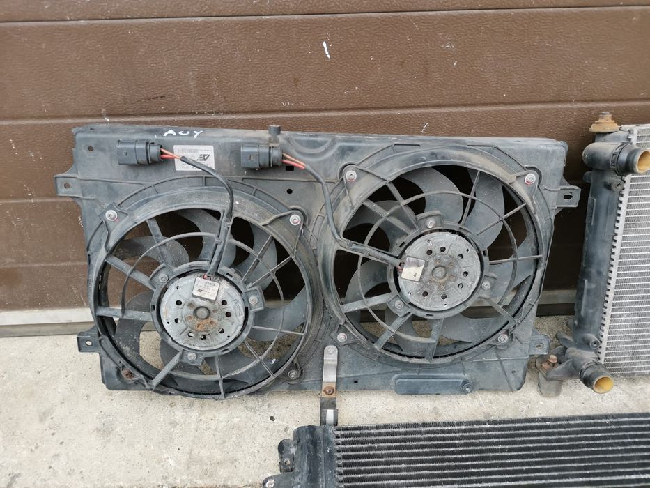 Radiator apa 7M3121253B compatibil seat alhambra galaxy vw sharan