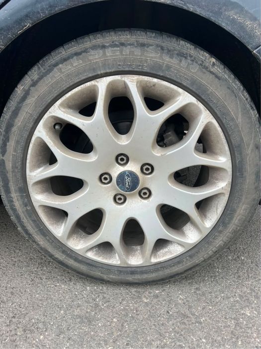Ford focus 1.6 benzina