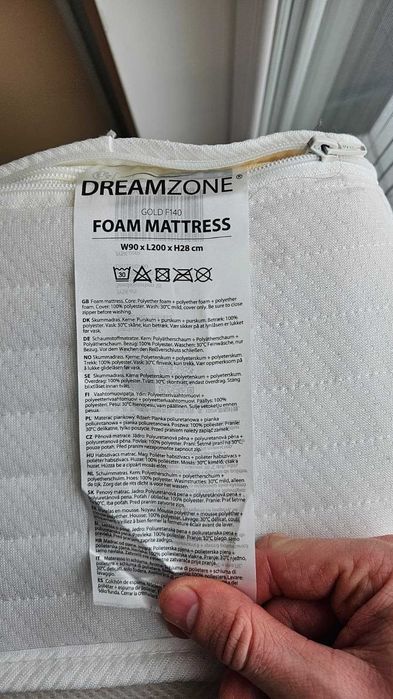 Saltea JYSK GOLD F140 90x200cm, pret original 2000 lei