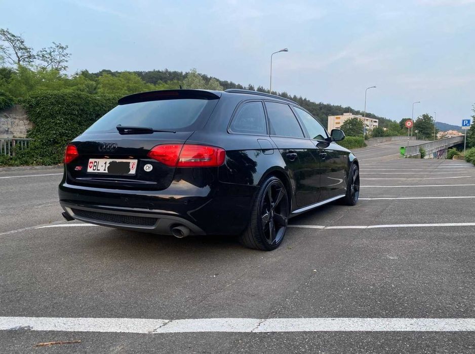 Vând Audi A4 2,7 TDI 190CP