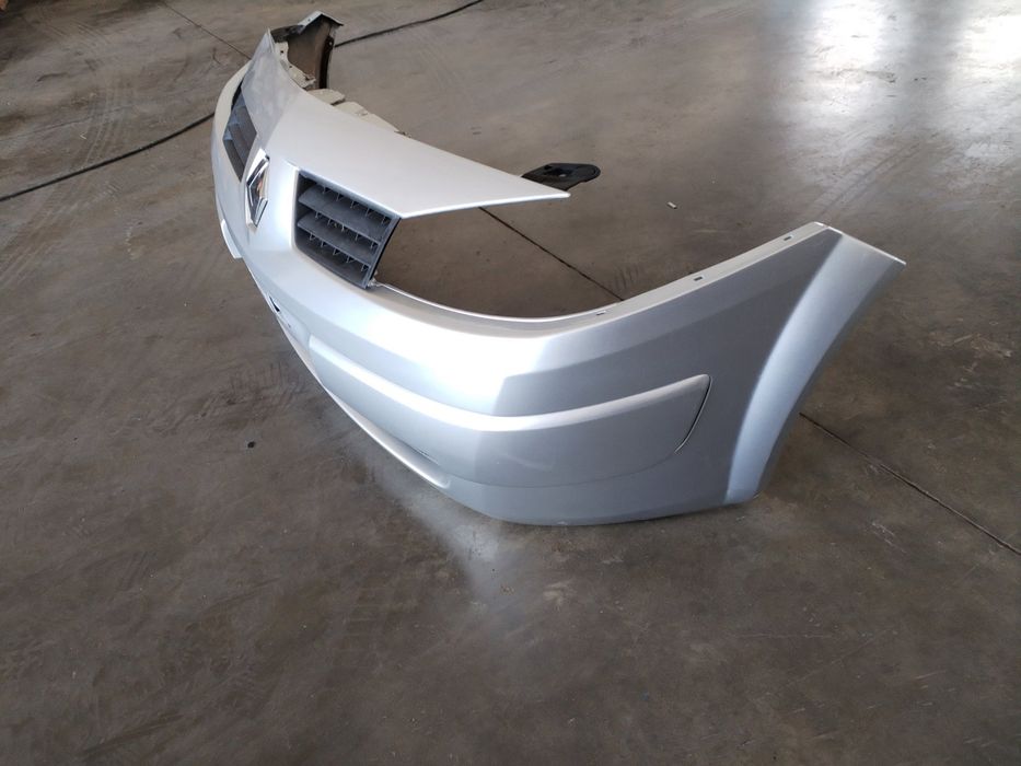 Предна броня renault megane 2002-2005