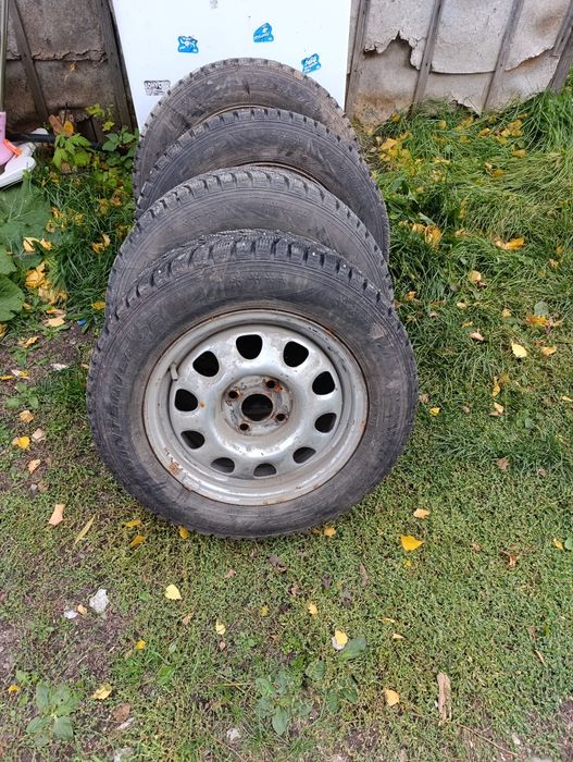 Продам зимнюю резину