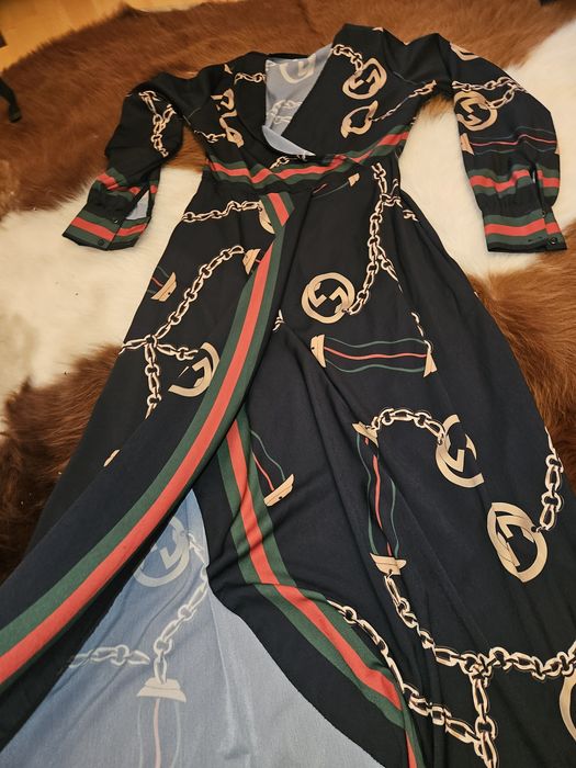 Vand rochie lunga M