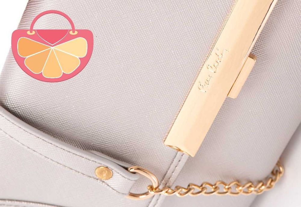 PIERRE CARDIN – Малка чанта с златиста верижка 15x26x4 см нова етикети