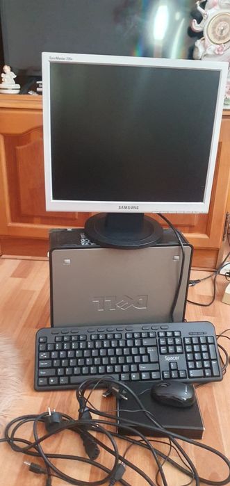 Vând laptop Samsung