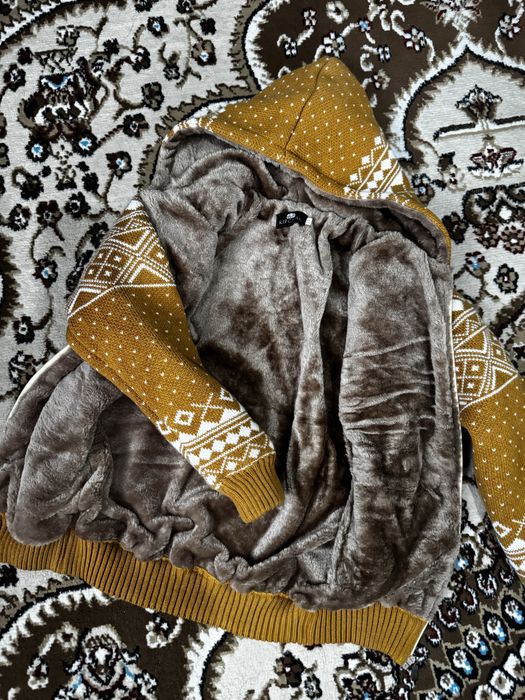 Теплая кофта на мальчика