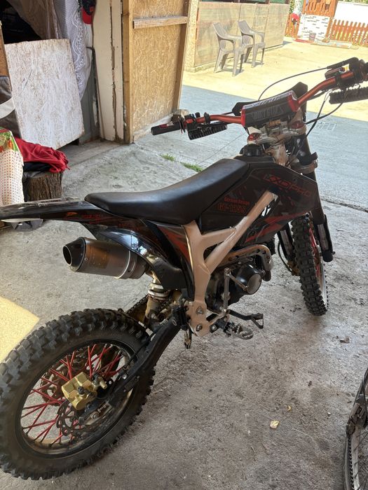 Vand cross dr 125 cc