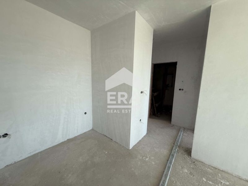 Продава се Двустаен апартамент в Варна, Трошево - 59 кв.м за 2094 €/кв.м - Снимка #3