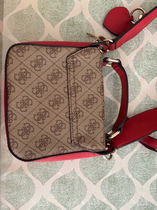 Дамска чанта Guess нова