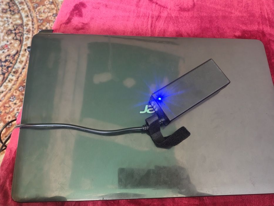 Să vin de laptop