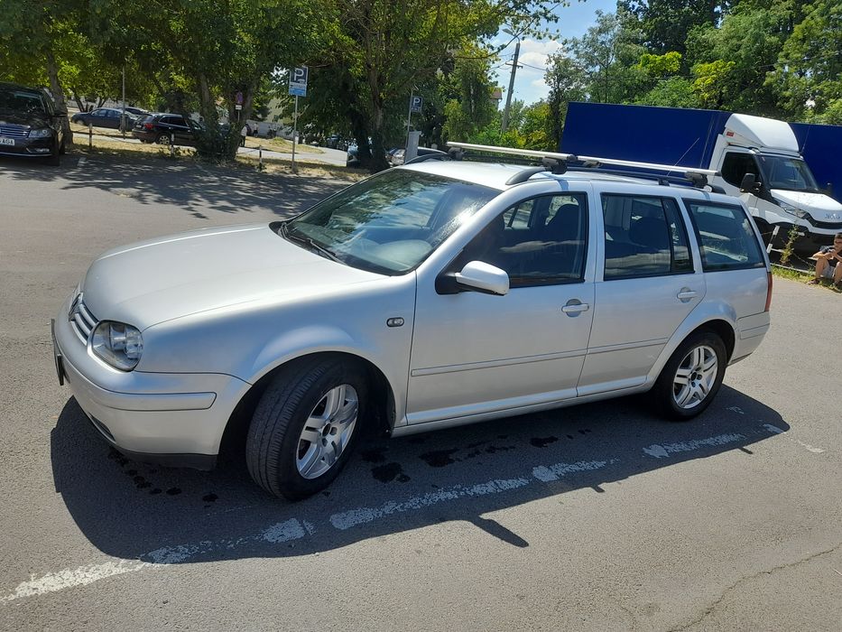 Vând  Volkswagen  golf 4 stare excelenta
