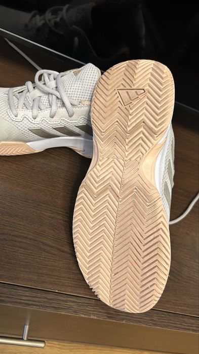 Маратонки ,,Adidas”,като нови