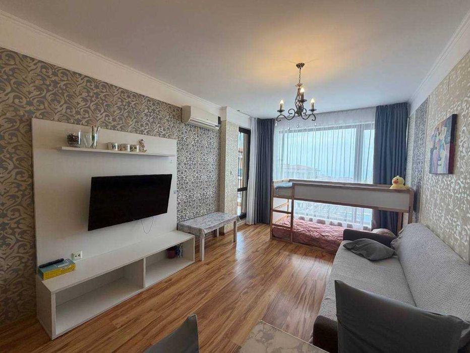 Двустаен апартамент с гледка море в к-с „Macon Residence“