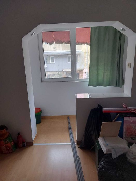 Vand Apartament 3 camere Rovinari