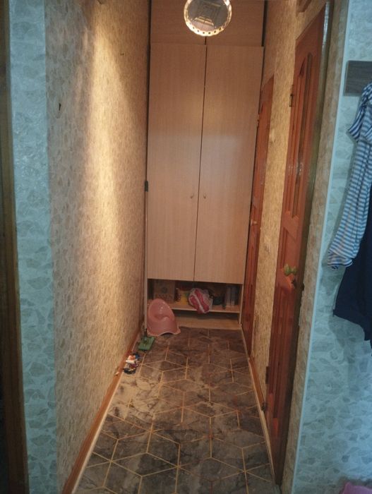 Продам трёхкомнатную квартиру