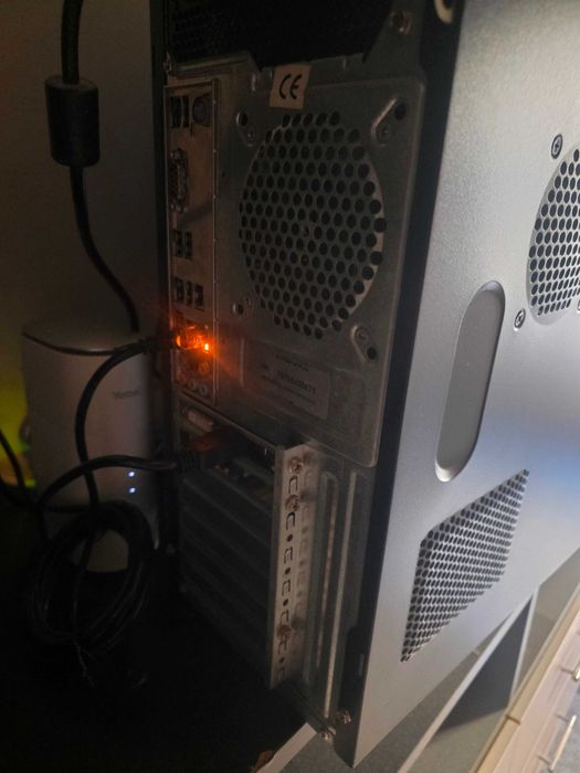 Настолен компютър