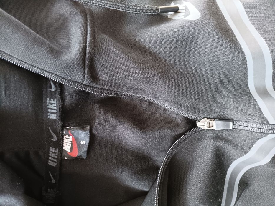 "Nike" суичер р-р S.  "New balance"