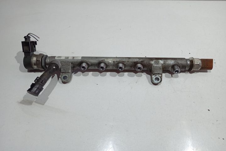 Rampa injectoare 03l130089a 2.0TDI Audi A4 B8/8K [facelift] [2011 - 2