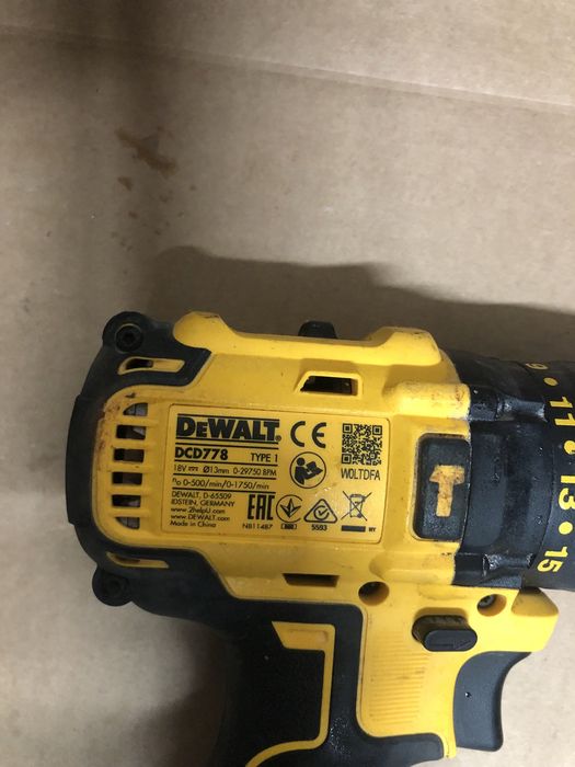 DeWalt Dcd 778 filetanta masina gaurit la set cu 2 acumulatori