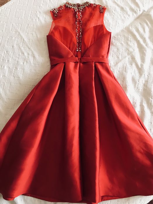 Платье нарядное