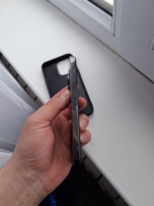 iPhone 13 pro жақсы жағдайда құлсарыда.