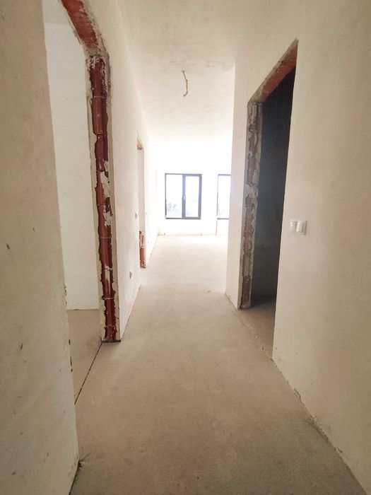 Продава се Тристаен апартамент в Перник, Център - 111 кв.м за 1415 €/кв.м - Снимка #11