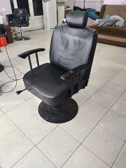 Продам 2 кресло в хорошем состоянии и зеркало 180 на 80 см