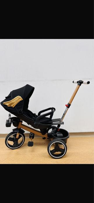 Tricicleta noua cu pozitie de somn lumini si sunete